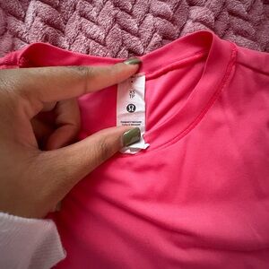 Pink cropped shirt